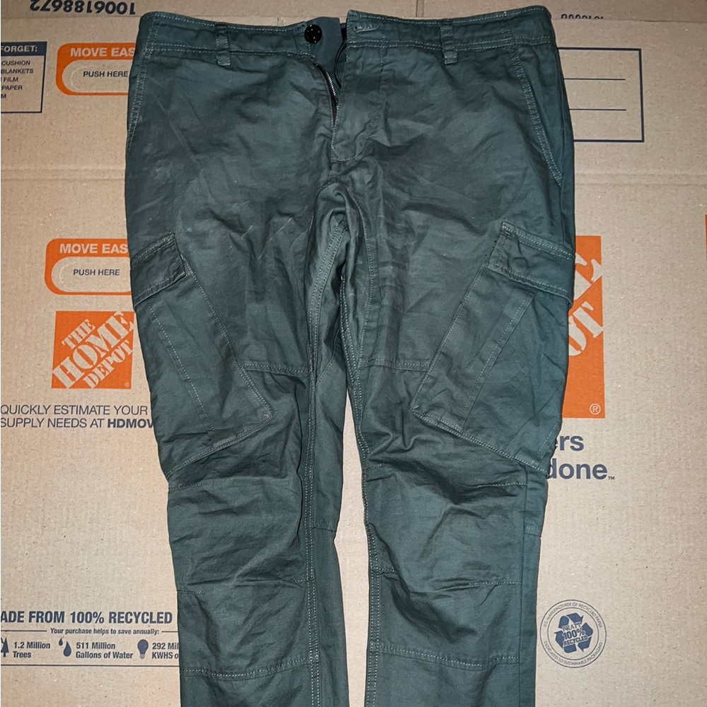 Cargo green pants